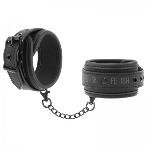 Faux leather cuffs with black chain by FETISH SUBMISSIVE
