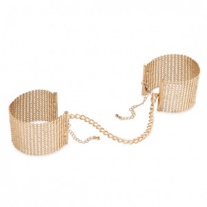 Gold-colored wire mesh handcuffs from BIJOUX