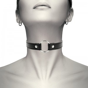 Faux leather choker with ring decoration by COQUETTE